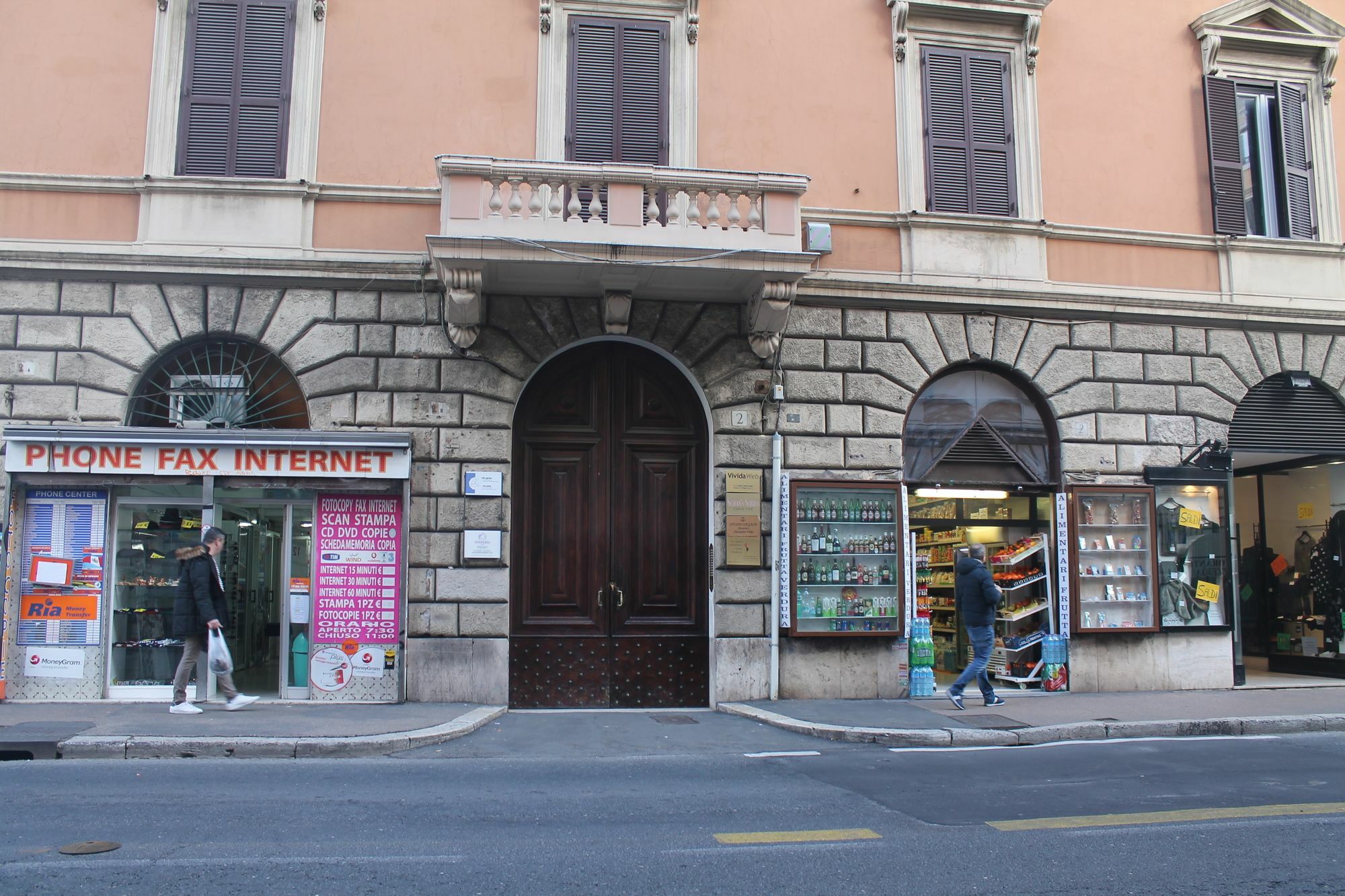 Sofia'S Suites Guesthouse Rome Exterior photo